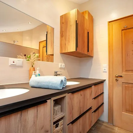 Apartment Caprano *