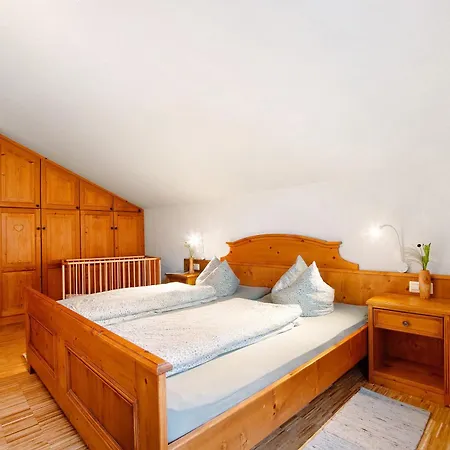 Caprano Apartment
